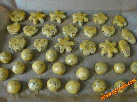 Çörek Otlu Mini Tuzlu Kurabiye