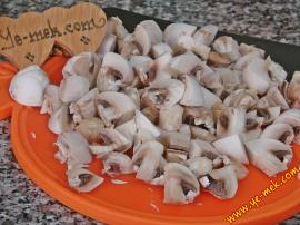 Galeta Unlu Mantarlı Börek