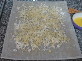 Baklavalık Yufkadan Peynirli Börek