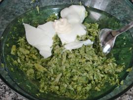 Üç Renkli Brokoli Salatası