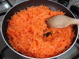 Üç Renkli Brokoli Salatası