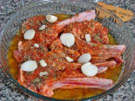 Zeytinyağı İle Kemikli Et Marinesi