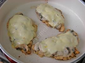 Beşamel Soslu Mantarlı Tavuk Fileto