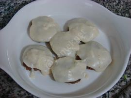 Fırında Beşamel Soslu Köfte