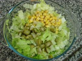 Hardal Soslu Brokoli Salatası