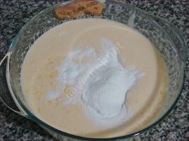 Krem Şantili Top Kek