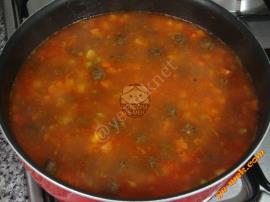 Misket Köfteli Sebze Yemeği