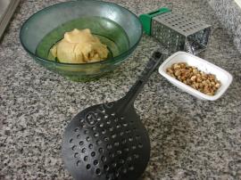 İrmikli ve Cevizli Kalburabastı Tatlısı