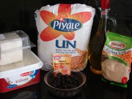 Peynirli Çiçek Poğaça