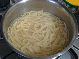 Salça Soslu Kıymalı Makarna