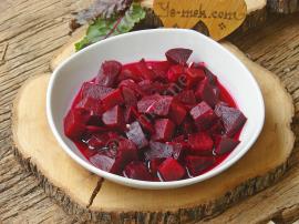 Kırmızı Pancar Turşusu