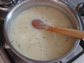 Misket Köfteli Yoğurt Çorbası