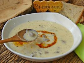 Ana Yemek Doyuruculuğunda Nefis Bir Çorba : Misket Köfteli Yoğurt Çorbası