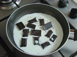 Çikolatalı Mini Çiz Kek (Cheesecake)