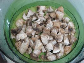 Fırında Kaşarlı Tavuk Yemeği