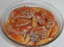 Fırında Patatesli Et Yemeği