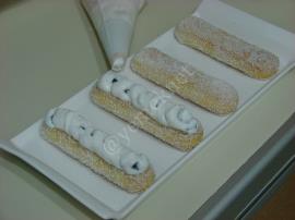 Hindistan Cevizli Kedi Dili Ekler Pasta