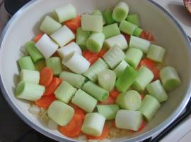 Portakallı Pırasa Yemeği