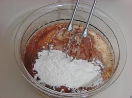 Tencerede Kakaolu Fincan Kek