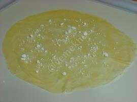 El Açması Lorlu Kırma Böreği