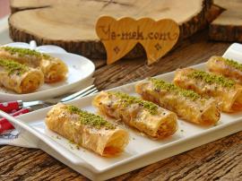Baklavalık Yufkadan Cevizli Sarma Baklava
