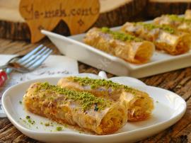 Baklavalık Yufkadan Cevizli Sarma Baklava