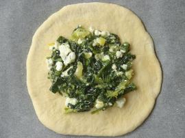 Ispanaklı Çiçek Poğaça