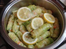 Kırmızı Mercimekli Lahana Dolması