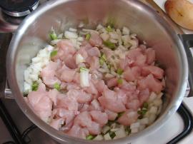 Tavuk Etli Enginar Dolması