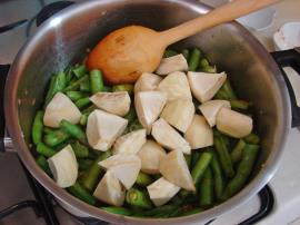 Enginarlı Taze Bakla Yemeği