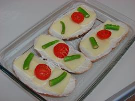 Yoğurtlu Ekmek Dilimleri