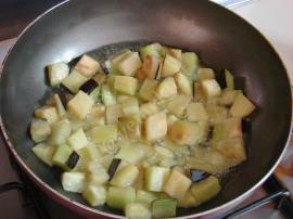 Patlıcanlı Bulgur Pilavı