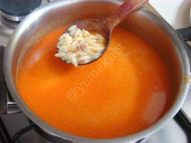 Terbiyeli Kıymalı Şehriye Çorbası