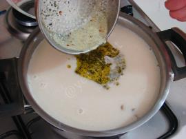 Yeşil Mercimekli Mantı Çorbası