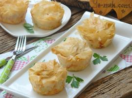Baklavalık Yufkadan Porsiyonluk Peynirli Börek