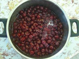 Ev Yapımı Vişne Reçeli