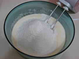 Limon Soslu Limonlu Kek