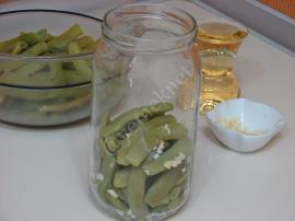 Taze Fasulye Turşusu