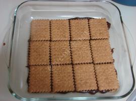 Bisküvili Yaş Pasta