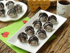 Elmalı Bisküvi Topları