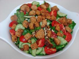 Krutonlu Ispanak Salatası