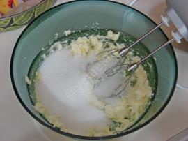 Şeftalili Alt Üst Kek