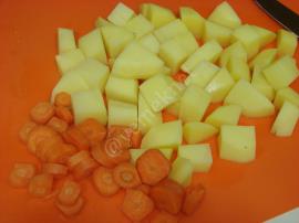 Kıymalı Havuçlu Patates Yemeği