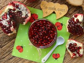 Ev Yapımı Nar Reçeli