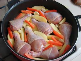 Tencerede Sebzeli Tavuk But Yemeği