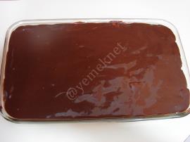 Çikolata Soslu Kedi Dili Tatlısı