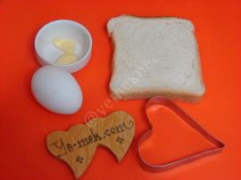 Ekmek İçinde Yumurta