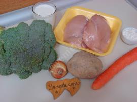 Fırında Beşamel Soslu Tavuklu Brokoli