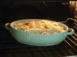 Fırında Beşamel Soslu Tavuklu Brokoli