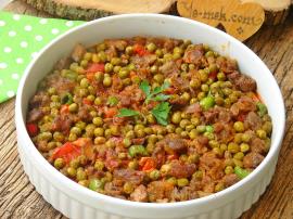 Fırında Bezelyeli Patlıcan Kebabı